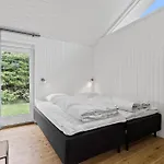 펜션 Three-bedroom In